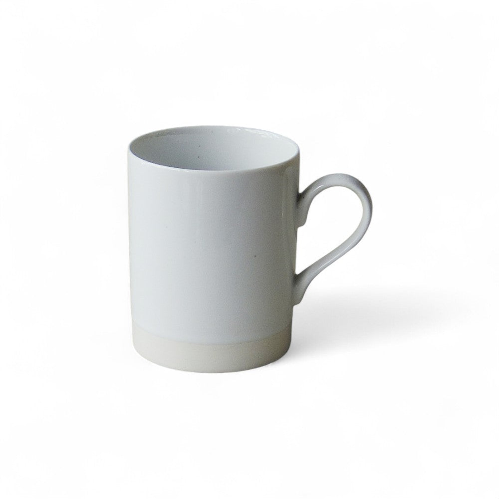 Mug japonais en porcelaine – collection minimaliste
