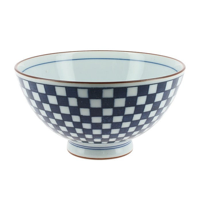 Petit bol japonais Yugen lab en porcelaine blanche avec motif graphique à damier bleu, idéal pour le riz.