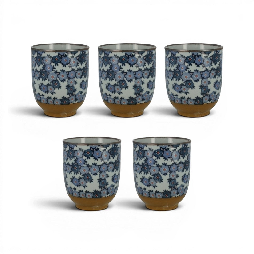 Set de 5 tasses à thé Yugen lab en céramique japonaise avec motif fleurs de cerisier bleu sur fond gris