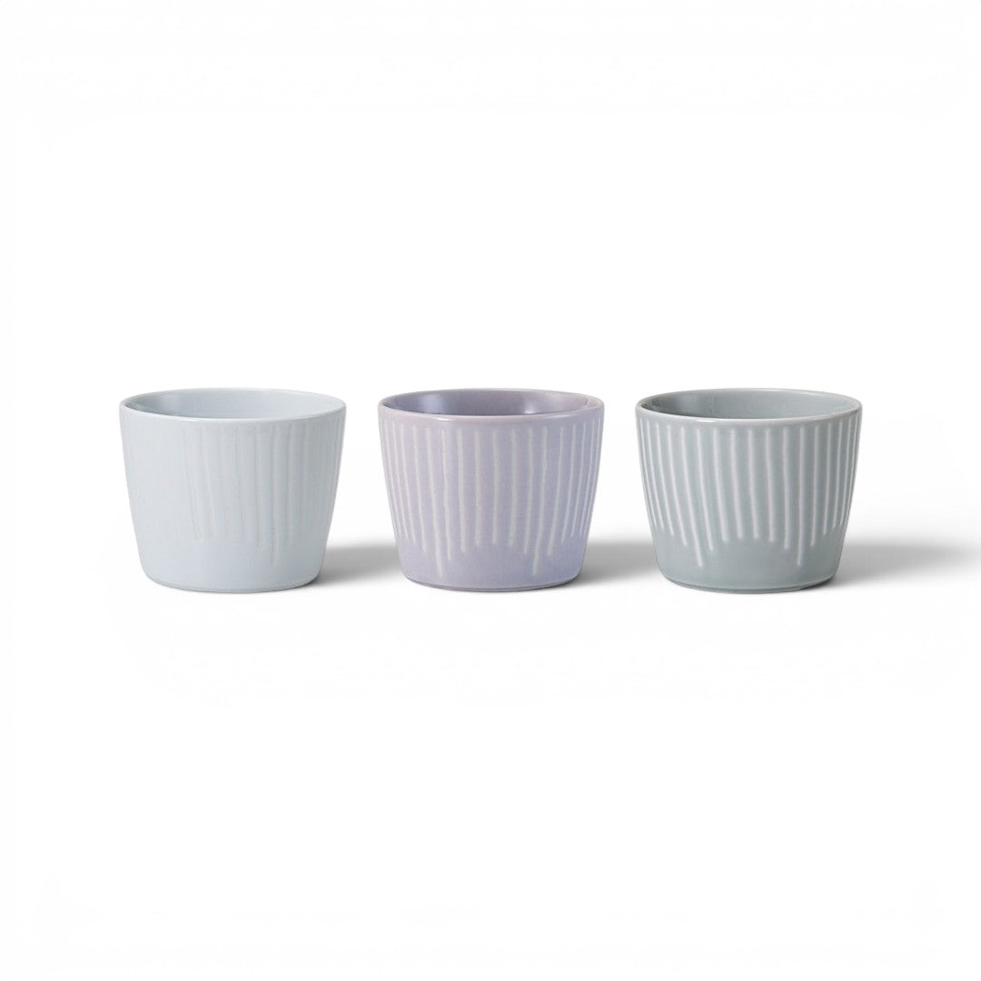 Set de 3 tasses japonaises Yugen lab en céramique aux tons pastel avec motifs striés verticaux pour thé ou saké