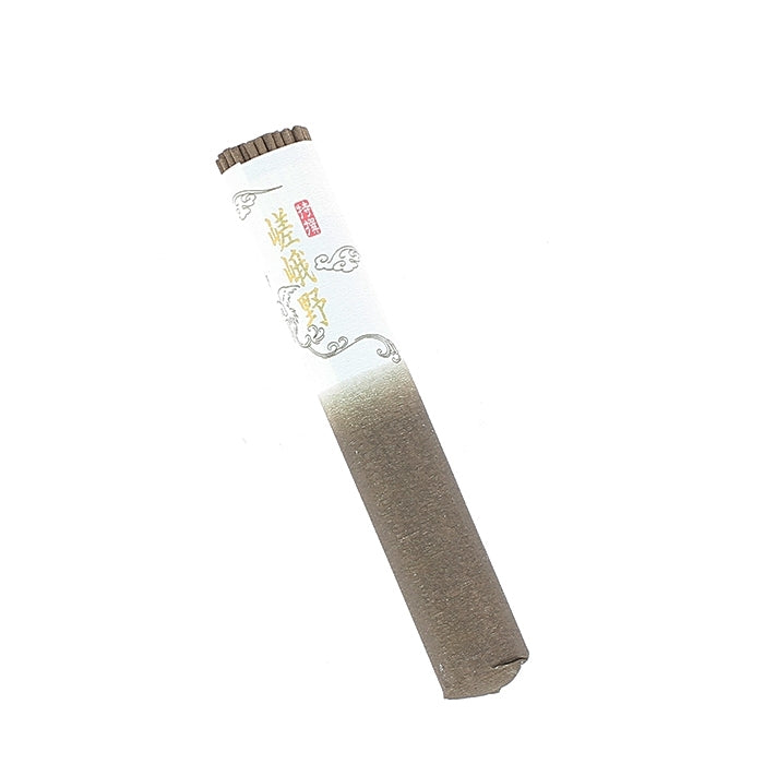 Rouleau d'encens Kyara au bois d'aloès avec emballage marron.