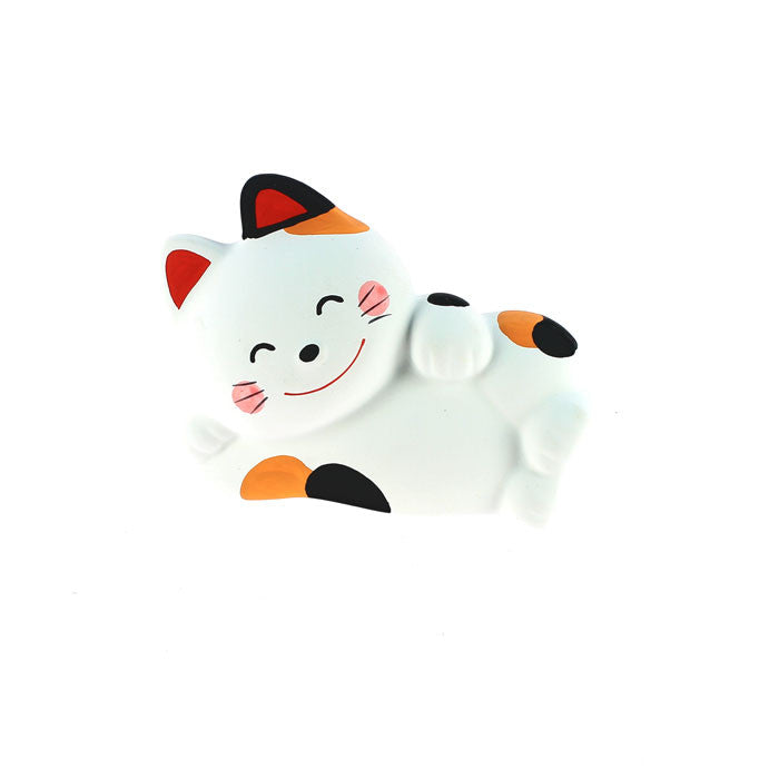 Maneki neko brings good luck