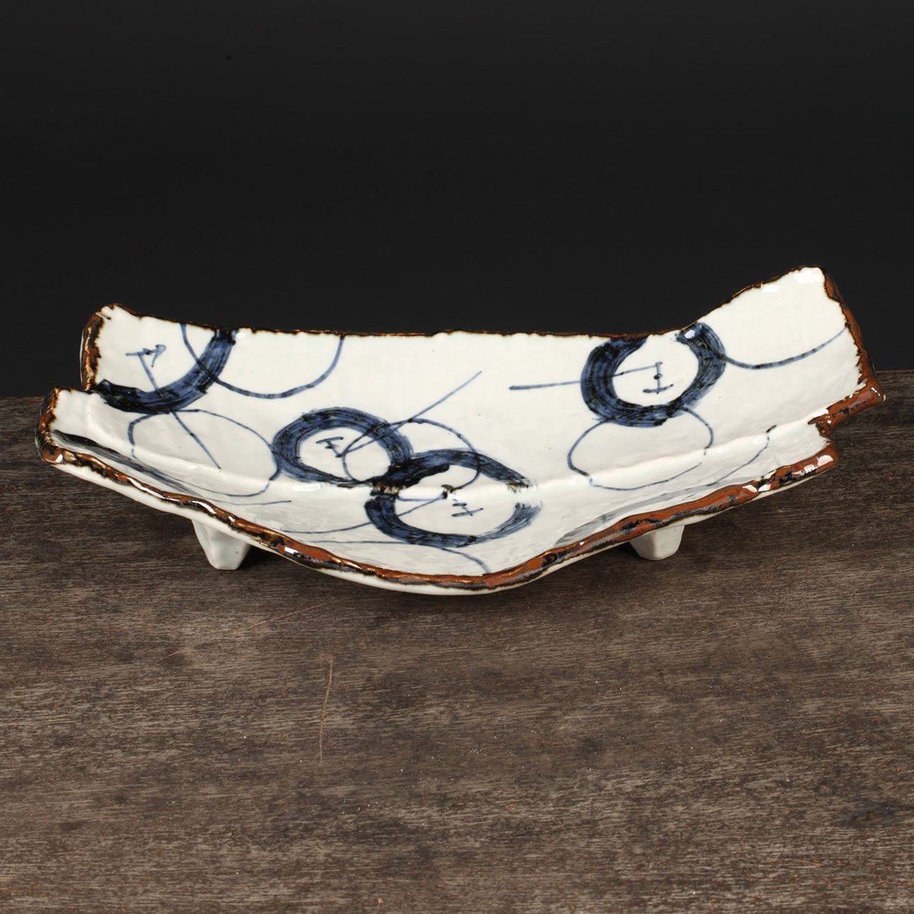 Rectangular dish with foot