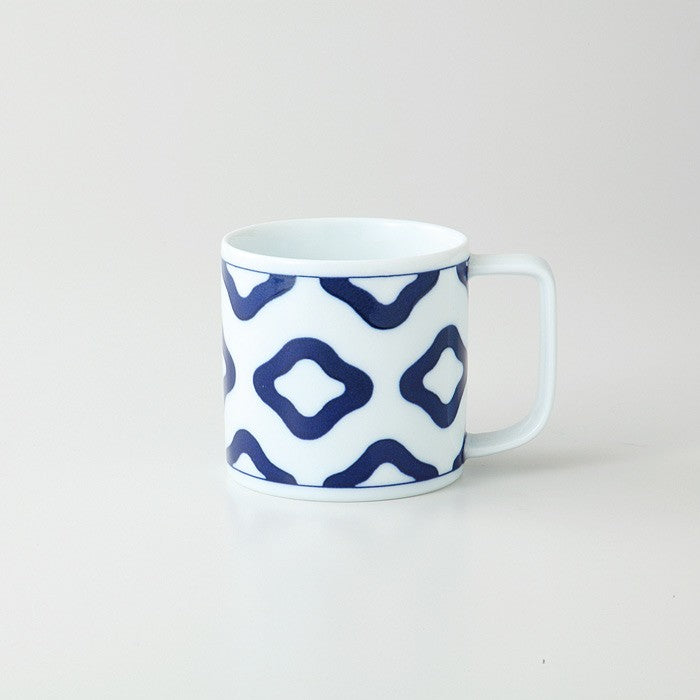 Mug moderne en porcelaine