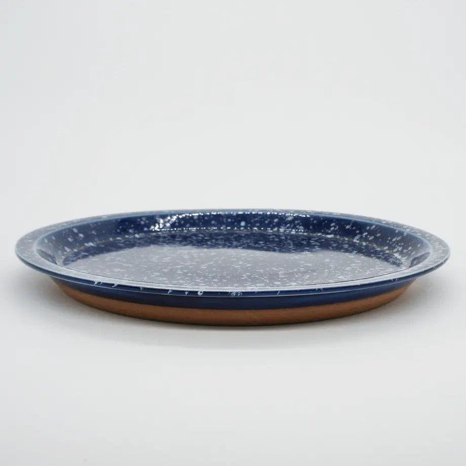 Modern single ceramic plate