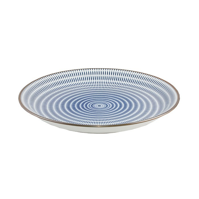 Assiette japonaise Yugen lab en céramique blanche avec motif de hachures circulaires à l'encre bleue