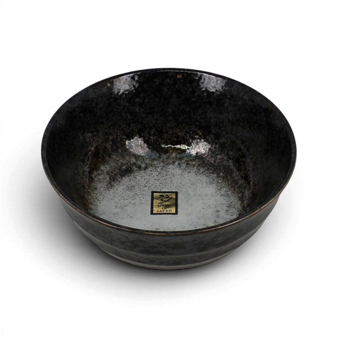 Bol japonais Yugen lab en céramique noire et blanche pour ramen ou soupe avec finition élégante