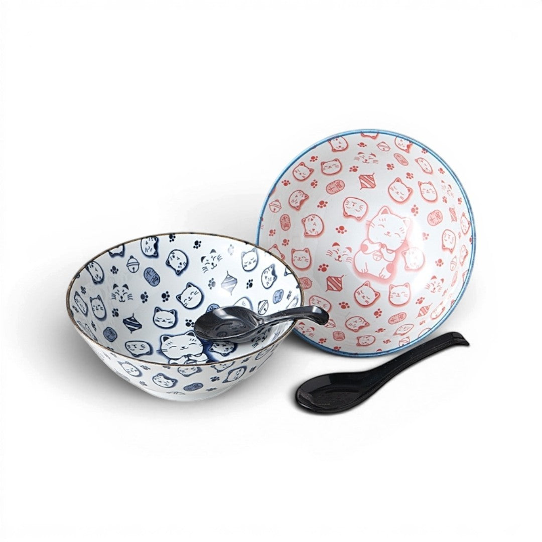 Set de 2 bols en porcelaine Yugen lab avec motifs de chats maneki neko bleus et rouges et cuillères assorties