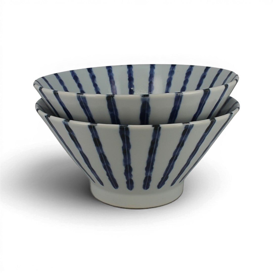 Set de deux bols à ramen Yugen lab en céramique blanche avec des rayures verticales bleues style japonais