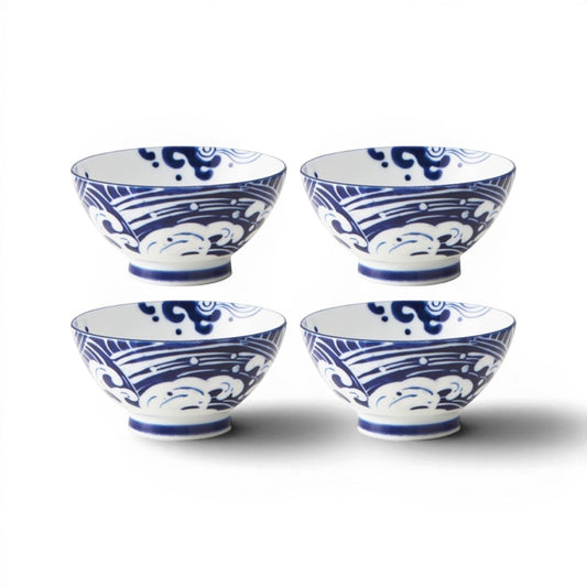 Set de 4 bols à riz Yugen lab en porcelaine blanche et bleue avec motif de vagues japonaises traditionnelles