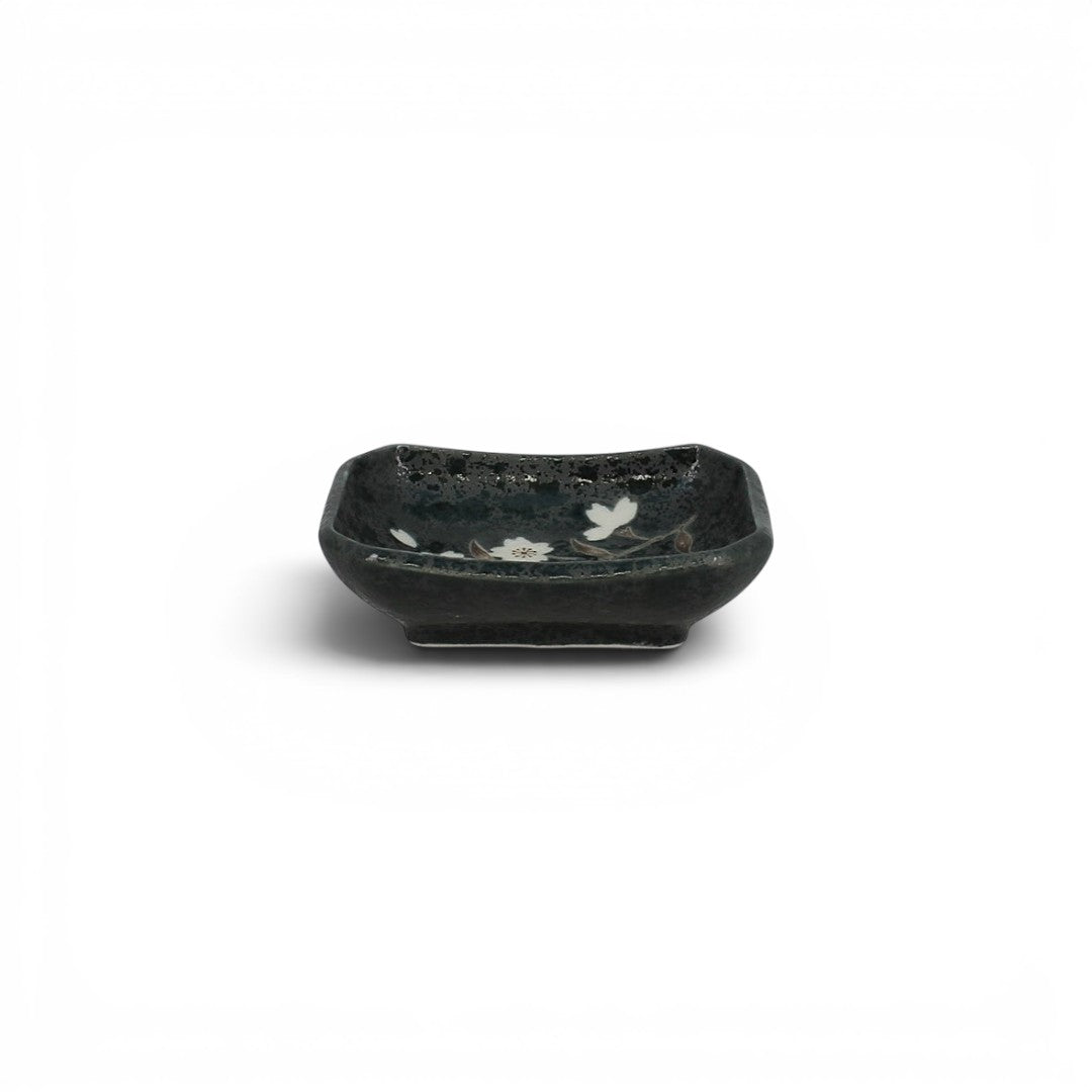 Coupelle japonaise Yugen lab noire avec motif de fleurs de cerisier sakura pour apéritifs et desserts