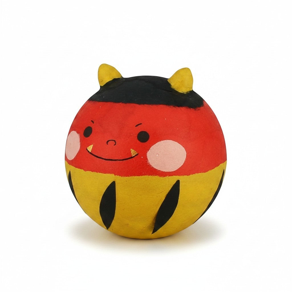 Porte-bonheur Yugen lab culbuto Oni en papier Yurarin rouge, jaune et noir, figurine japonaise artisanale de protection.