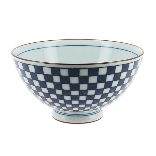 Petit bol japonais Yugen lab en porcelaine blanche avec motif graphique à damier bleu, idéal pour le riz.