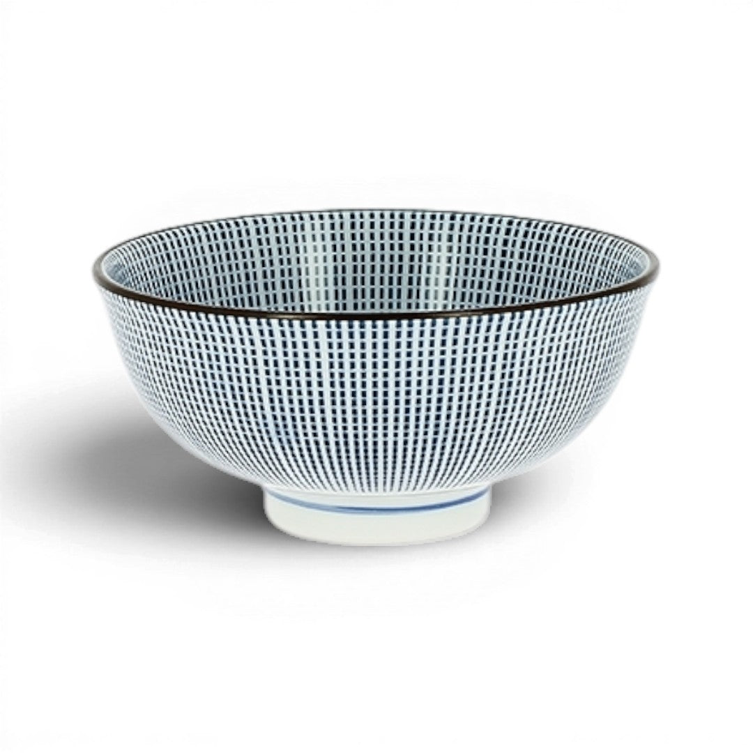 Petit bol japonais Yugen lab en céramique blanche et bleue avec motif géométrique tokusa à l'intérieur