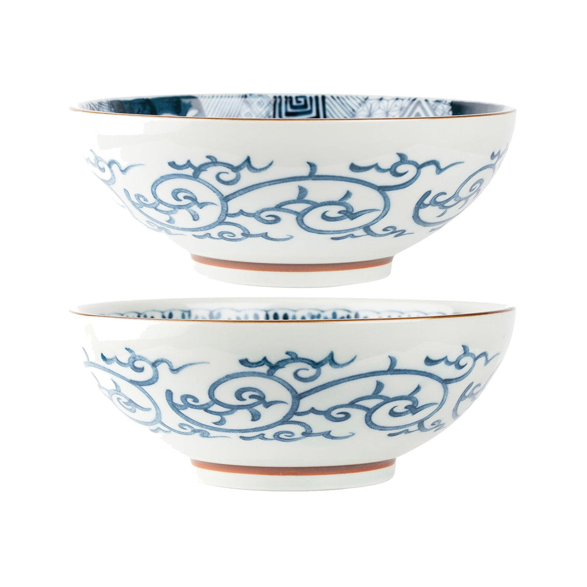 Set de deux saladiers Yugen lab en céramique japonaise blanche avec motifs traditionnels tako karakusa peints en bleu