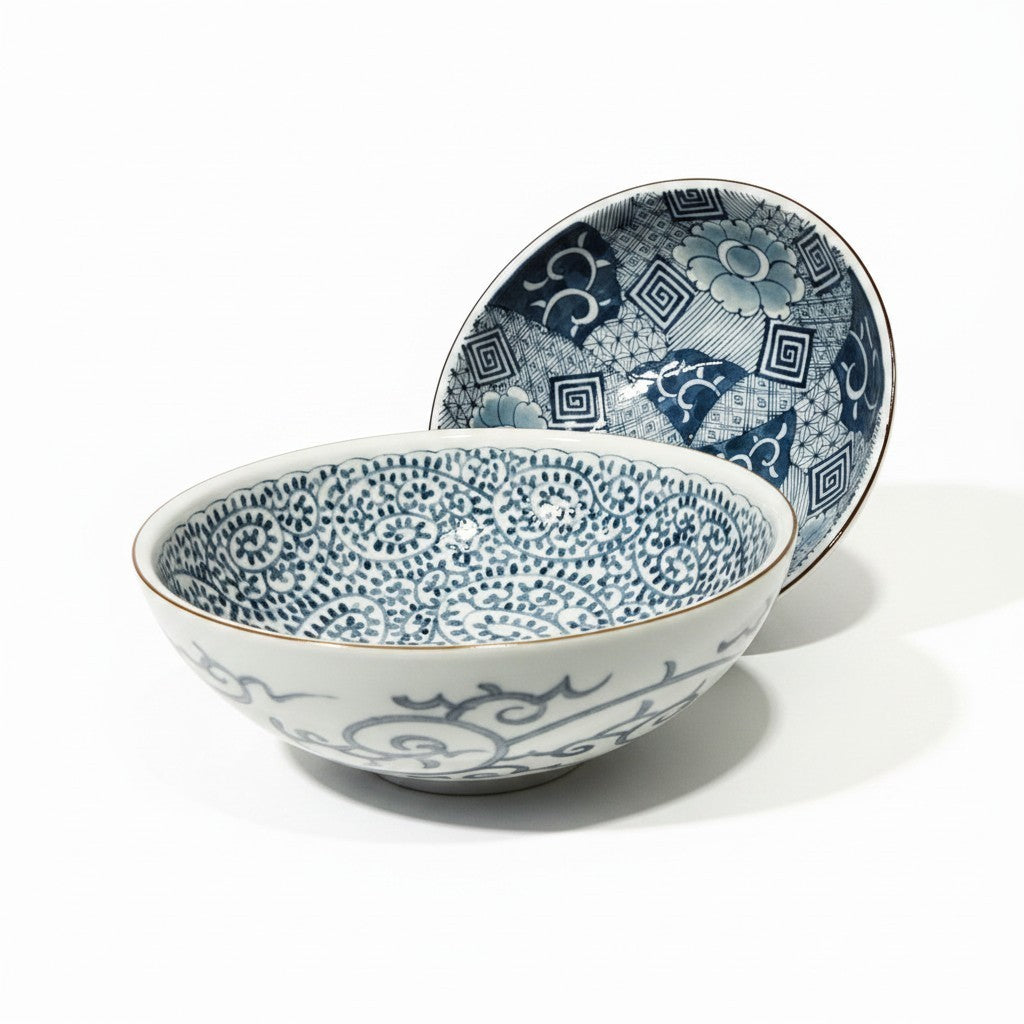 Set de 2 saladiers Yugen lab en céramique japonaise avec motifs traditionnels bleus et blancs pour ramen ou salade