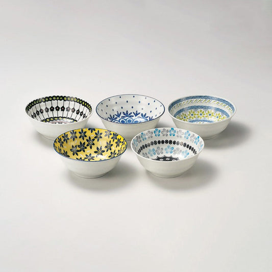 Set de 5 bols en porcelaine Yugen lab style Pottery Field avec motifs floraux et géométriques colorés