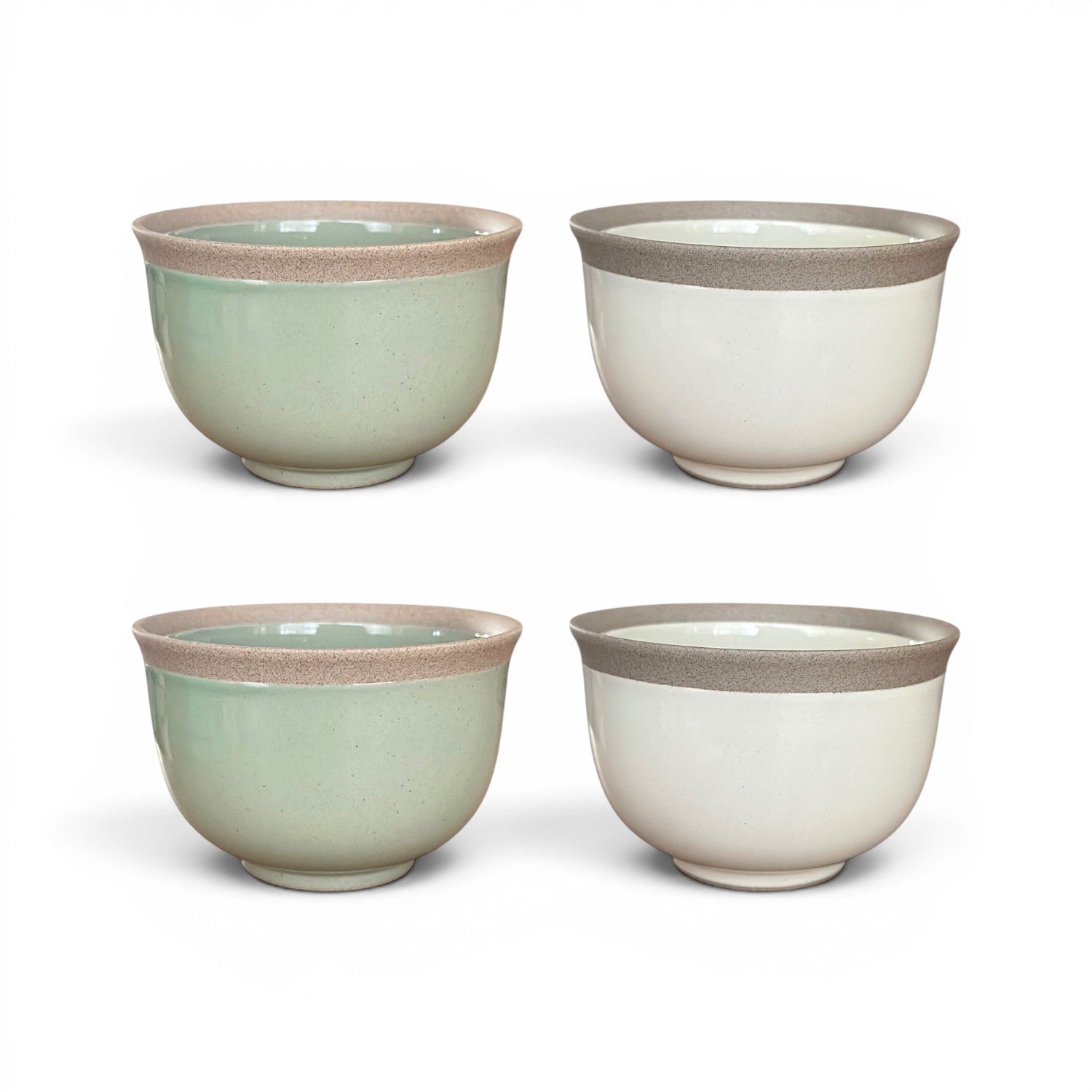 Set de 4 bols Yugen lab en céramique japonaise aux tons pastel vert et blanc avec une bordure brute artisanale