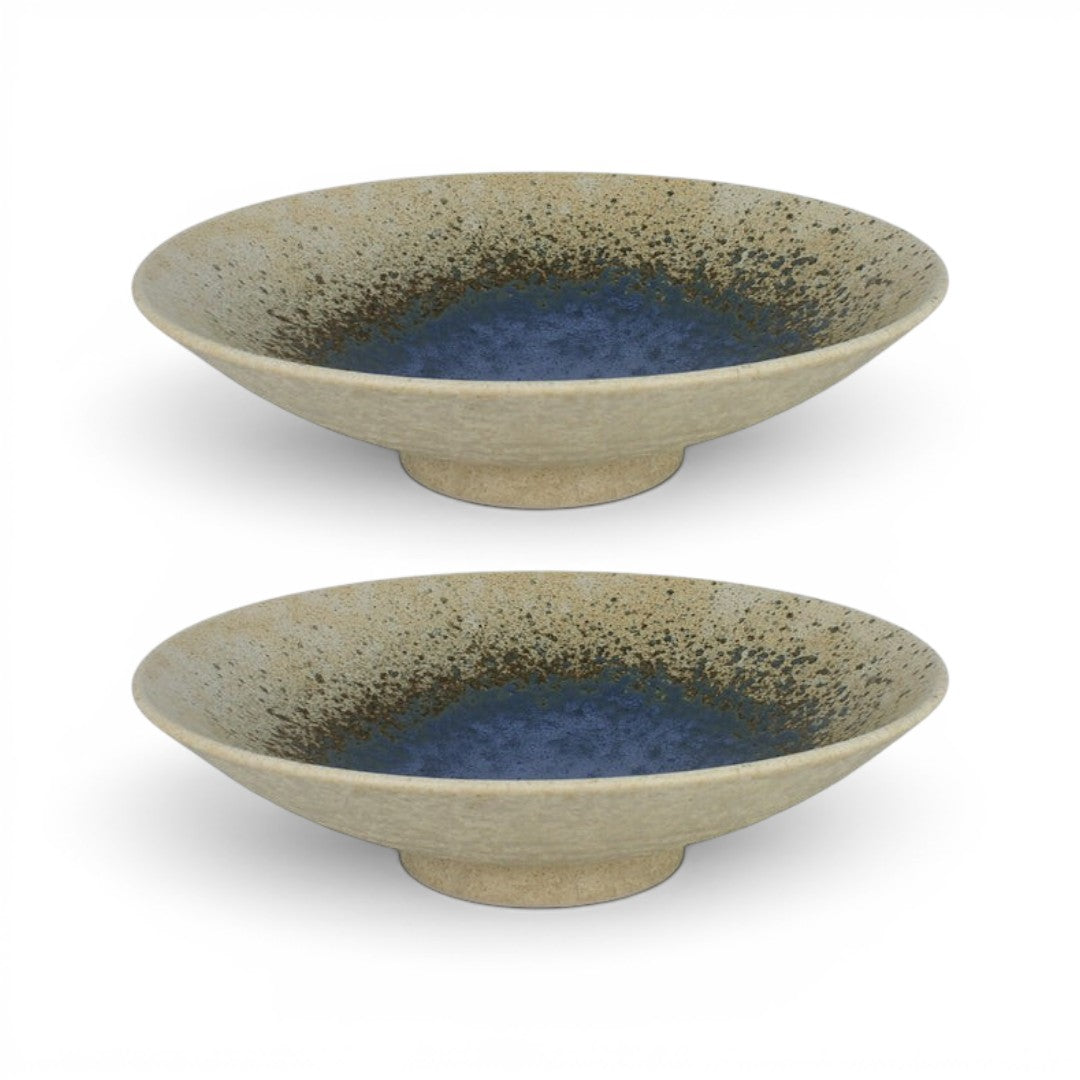 Set de 2 saladiers japonais Yugen lab en céramique beige et bleue, design artisanal avec fond profond.