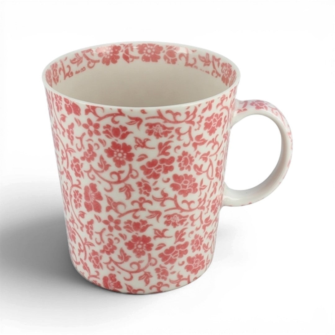 Tasse haute Yugen lab en porcelaine blanche avec motif floral japonais karakusa rose, fabriquée à la main
