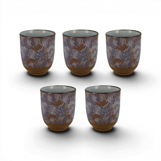 Set de cinq tasses japonaises Yugen lab violettes avec motif éventail traditionnel et base en céramique naturelle
