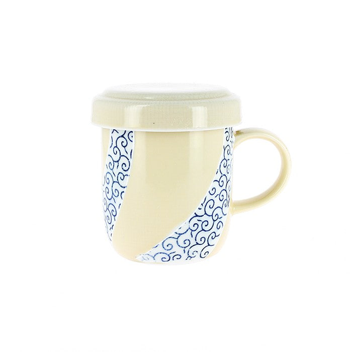 Tisanière Yugen lab en céramique beige avec couvercle et motifs traditionnels japonais bleus en spirales